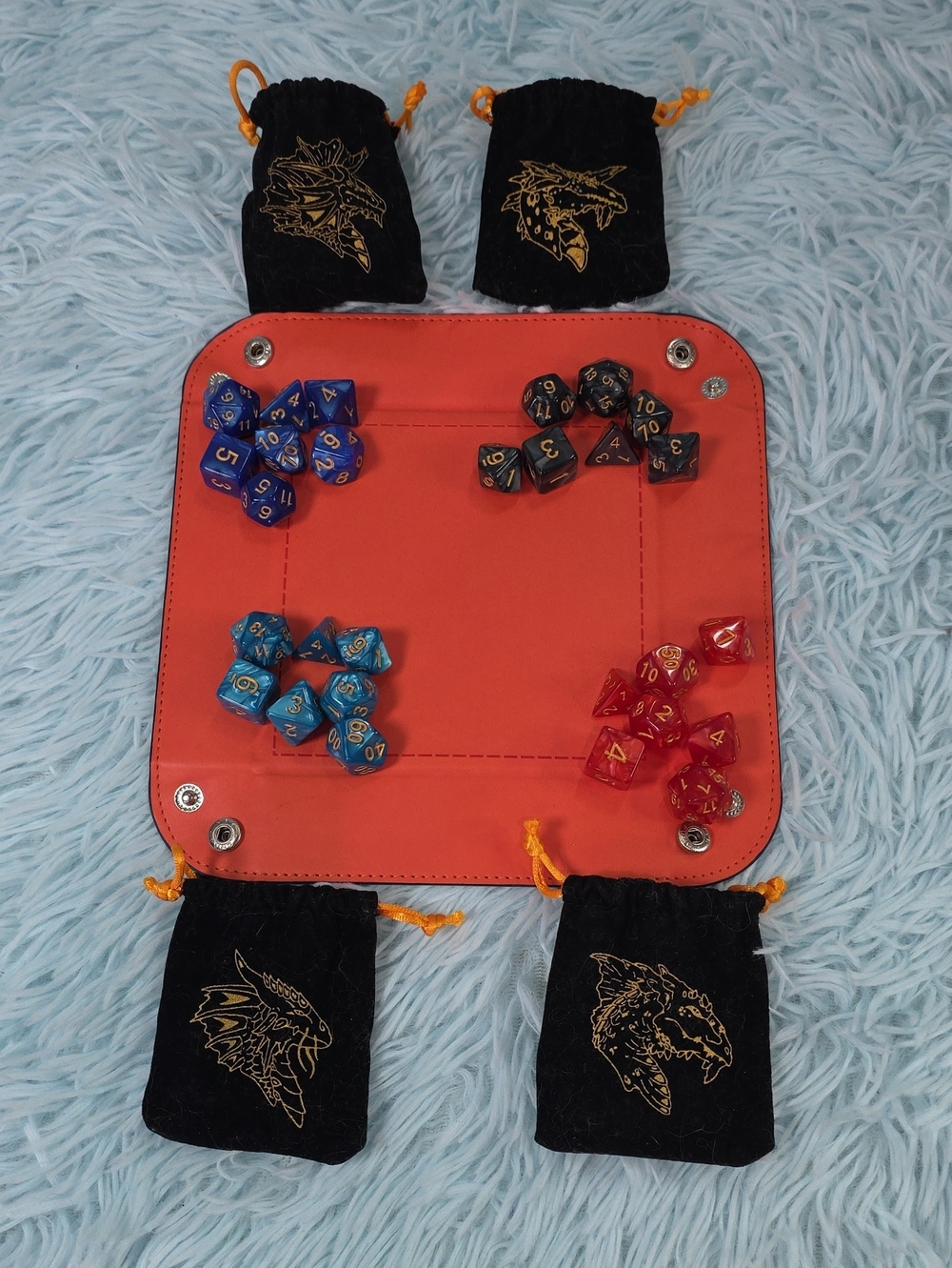 28pc Polyhedral DND Dice Set with Snap Corner Dice Tray & 4 Dice Storage Bags